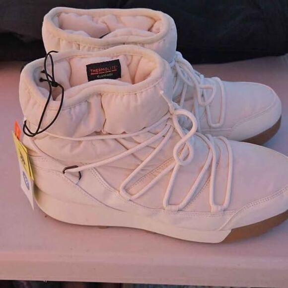 ALL IN-MOTION WINTER BOOTS - Picture 2 of 6